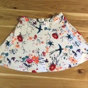 NWOT Girls Old Navy Skirt Size 14